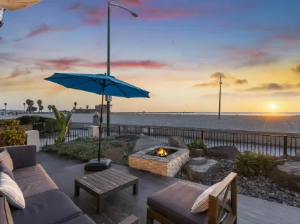 $8,000,000 | 2727 Ocean Front Walk, San Diego, CA 92109