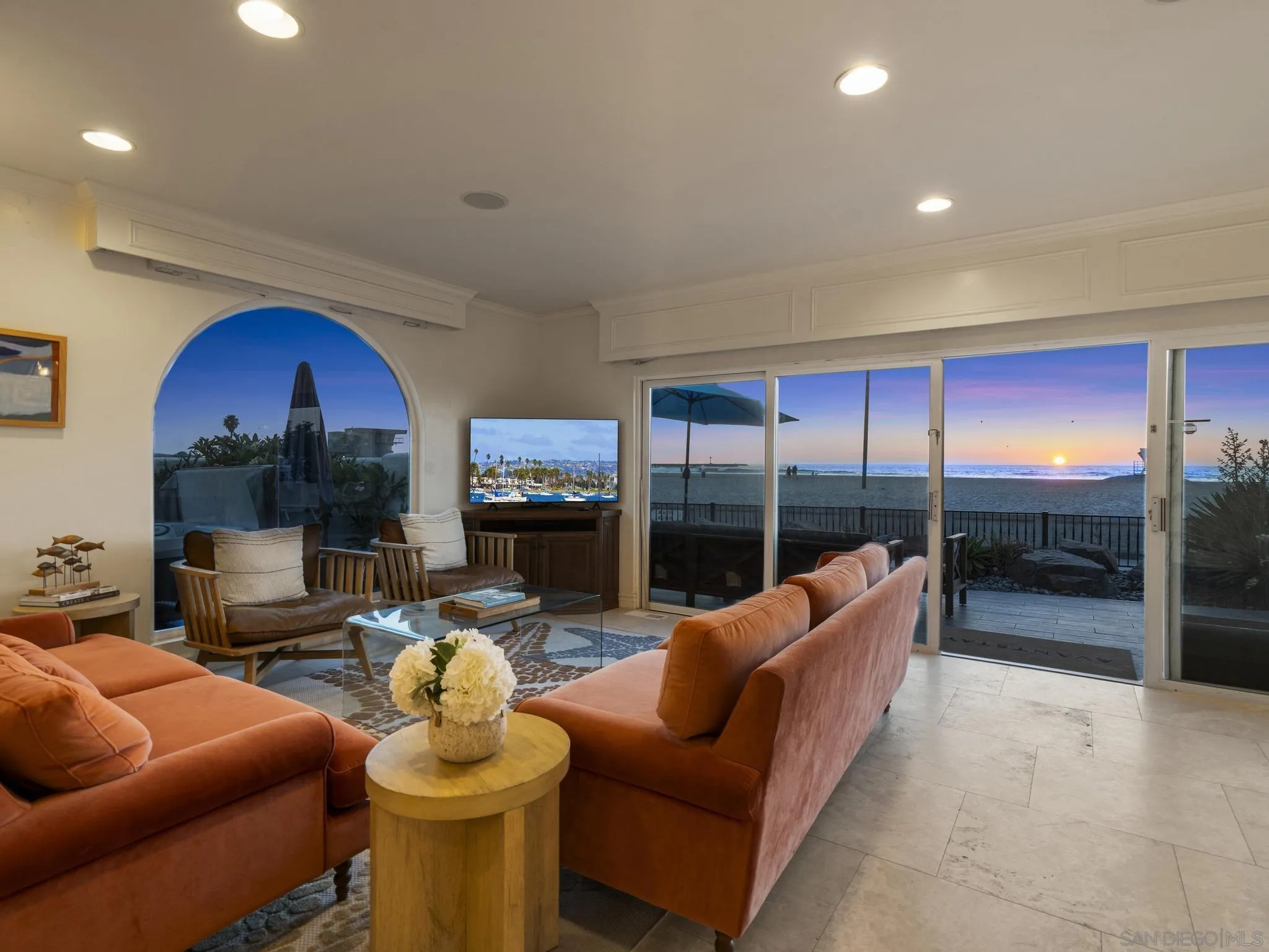 2727 Ocean Front Walk San Diego, CA 92109 - Photo 17 of 54