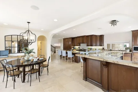 $8,000,000 | 2727 Ocean Front Walk, San Diego, CA 92109