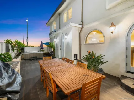 $8,000,000 | 2727 Ocean Front Walk, San Diego, CA 92109