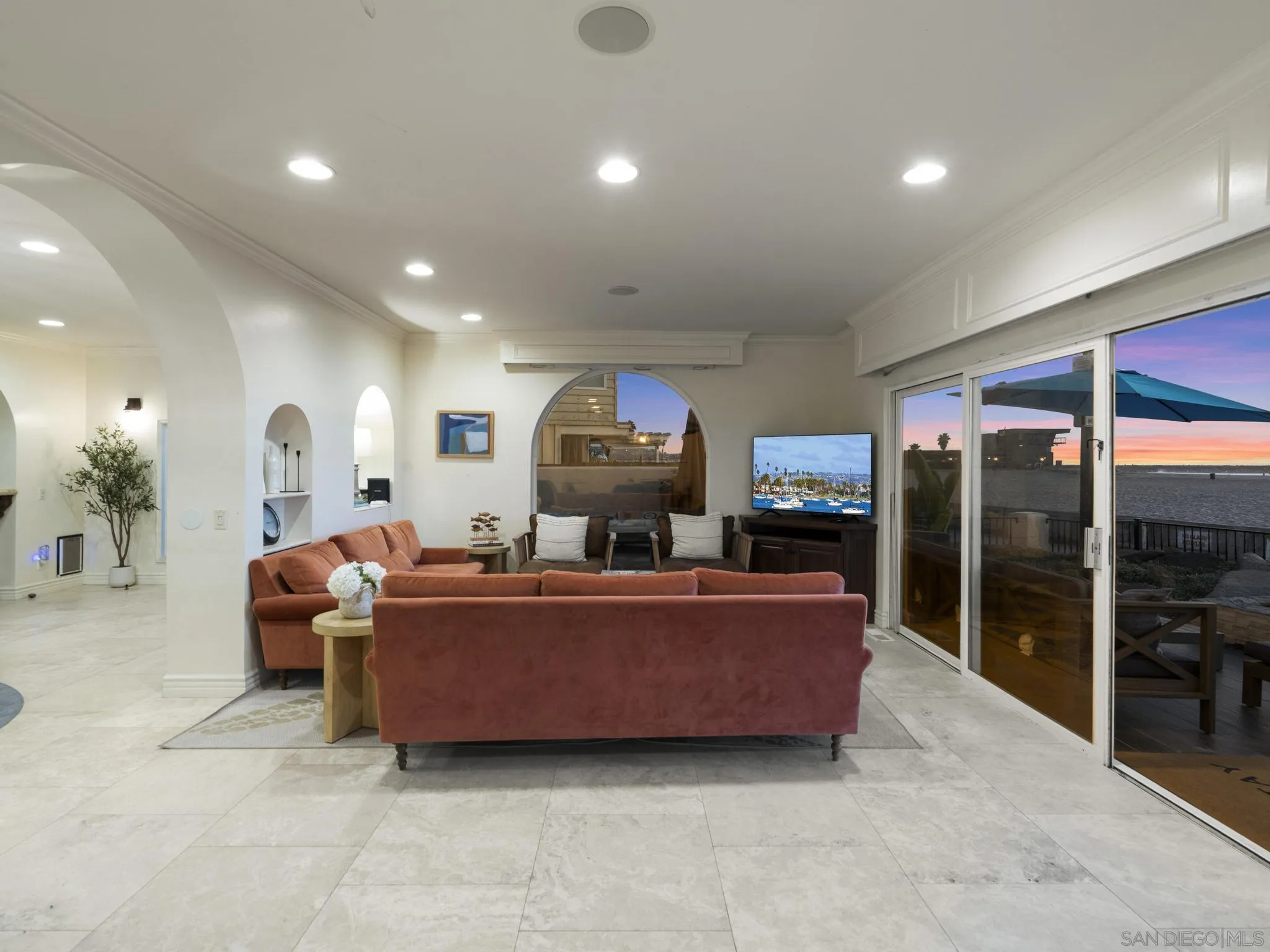 2727 Ocean Front Walk San Diego, CA 92109 - Photo 42 of 54