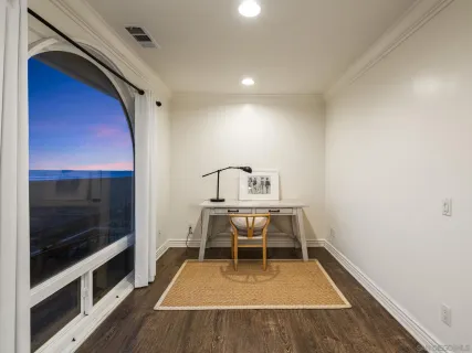 $8,000,000 | 2727 Ocean Front Walk, San Diego, CA 92109