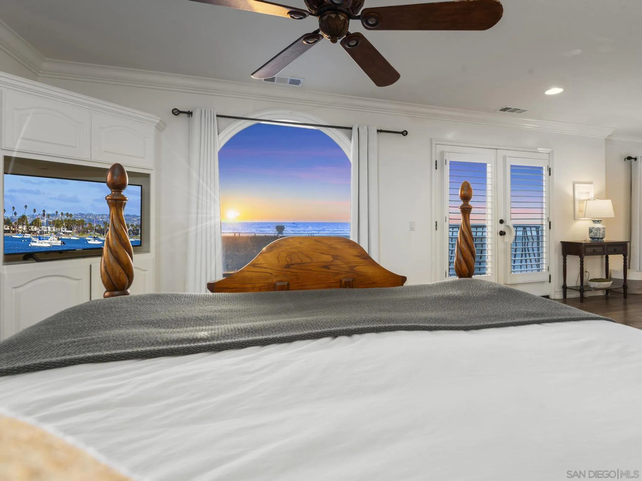 2727 Ocean Front Walk San Diego, CA 92109 - Photo 10 of 54