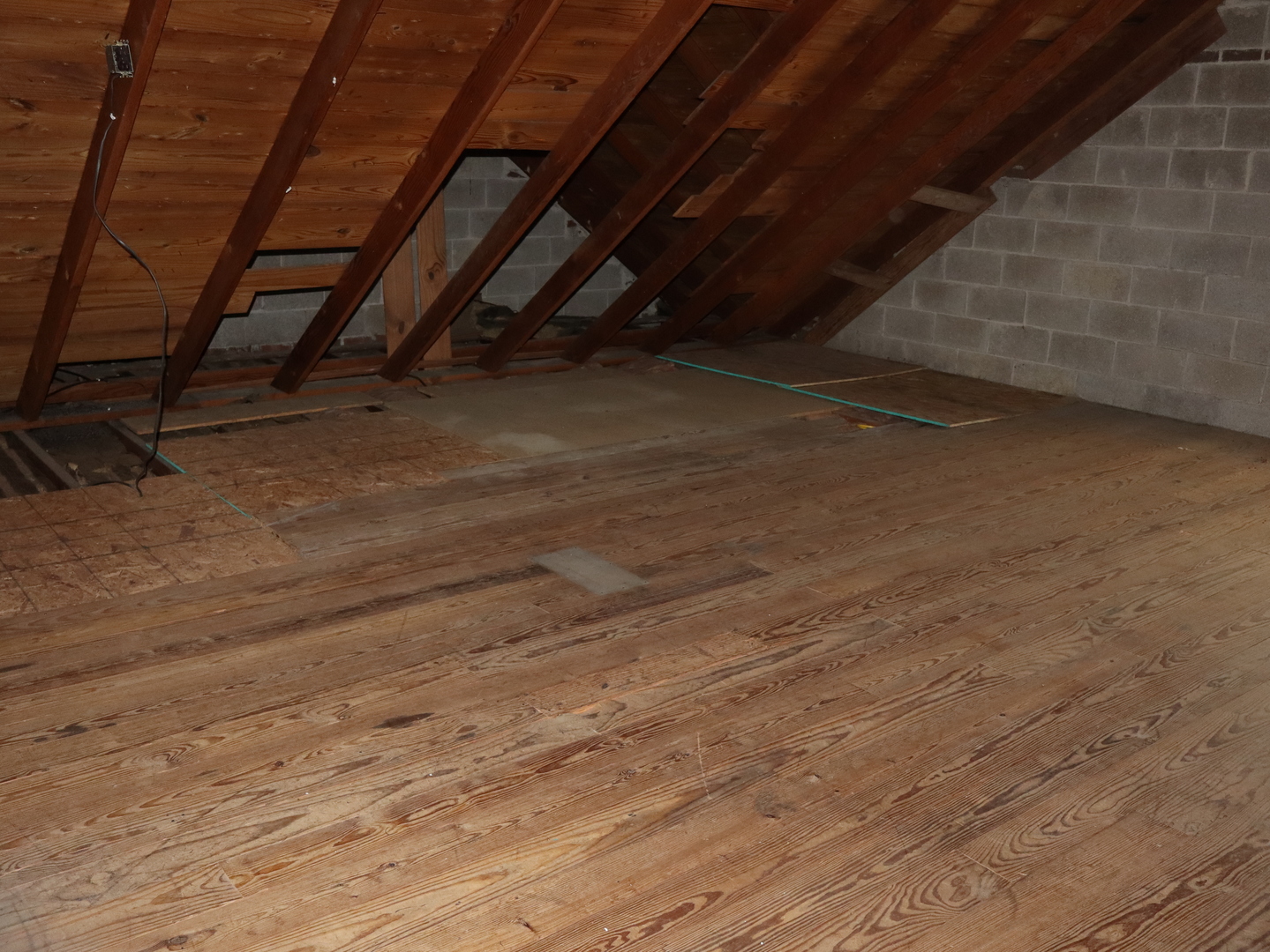 424 West Bluff Street Streator, IL 61364 - Photo 15 of 20 a view of an empty room
