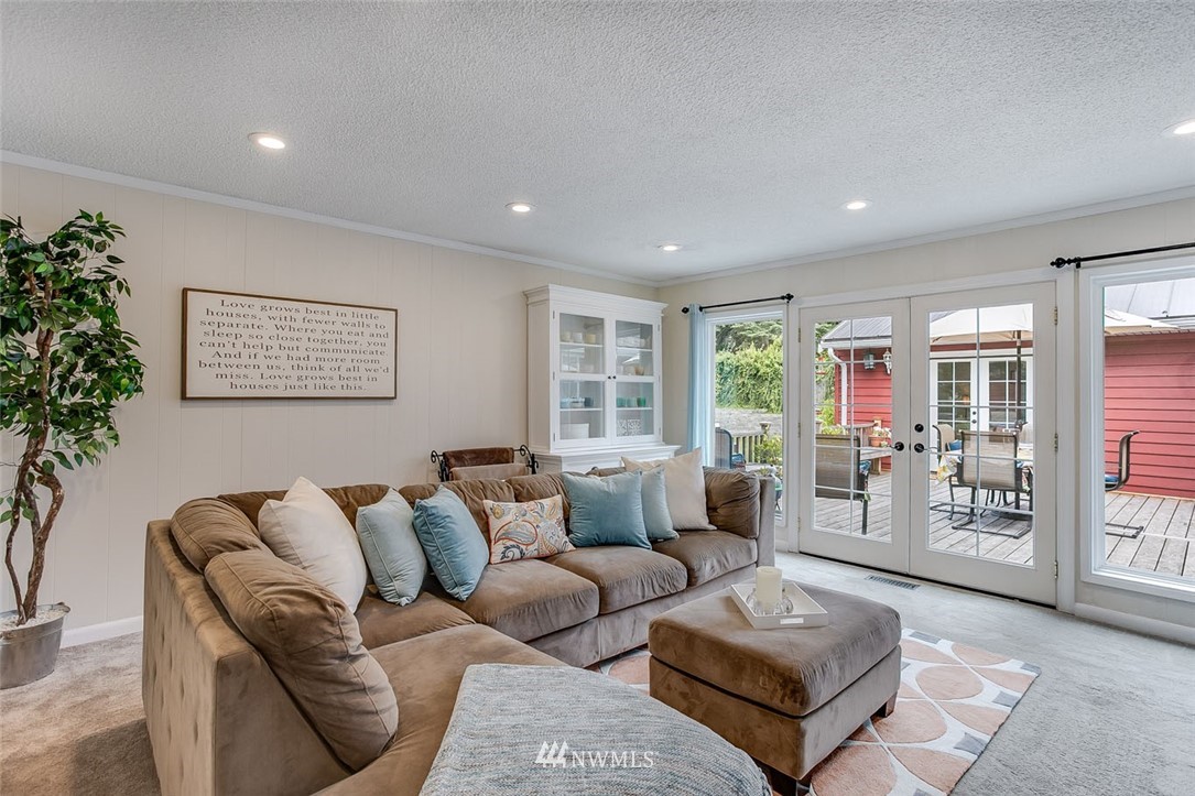 23318 Meridian Avenue South Bothell, WA 98021 - Photo 11 of 25