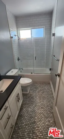 $5,400 | 1024 South Cloverdale Avenue, Los Angeles, CA 90019