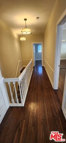 $5,400 | 1024 South Cloverdale Avenue, Los Angeles, CA 90019