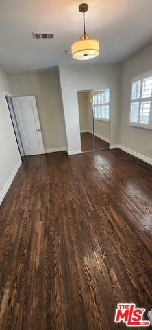 $5,400 | 1024 South Cloverdale Avenue, Los Angeles, CA 90019