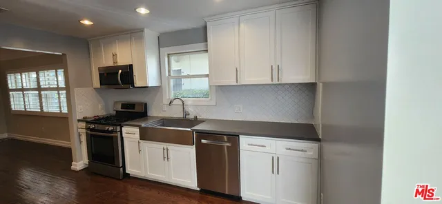 $5,400 | 1024 South Cloverdale Avenue, Los Angeles, CA 90019