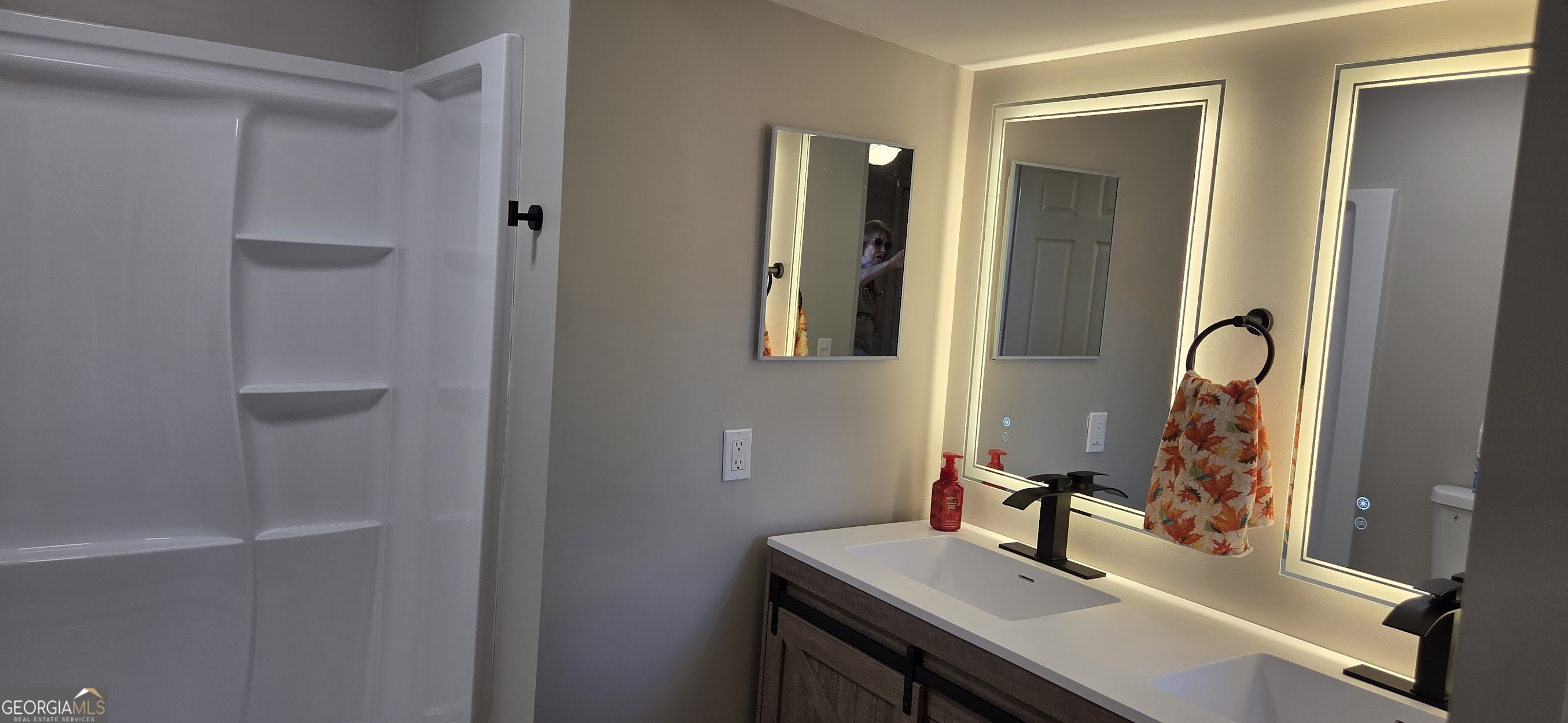 1024 Mt Olivet Road Hartwell, GA 30643 - Photo 39 of 54 Master Bath