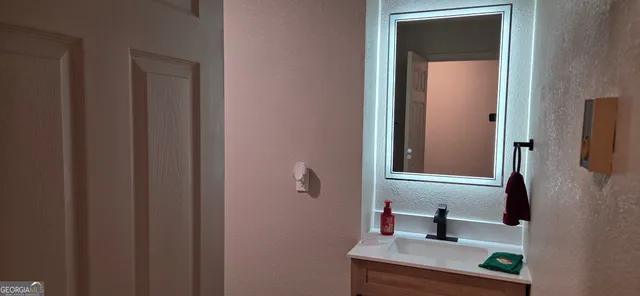 $295,000 | 1024 Mt Olivet Road, Hartwell, GA 30643