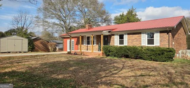 $295,000 | 1024 Mt Olivet Road, Hartwell, GA 30643