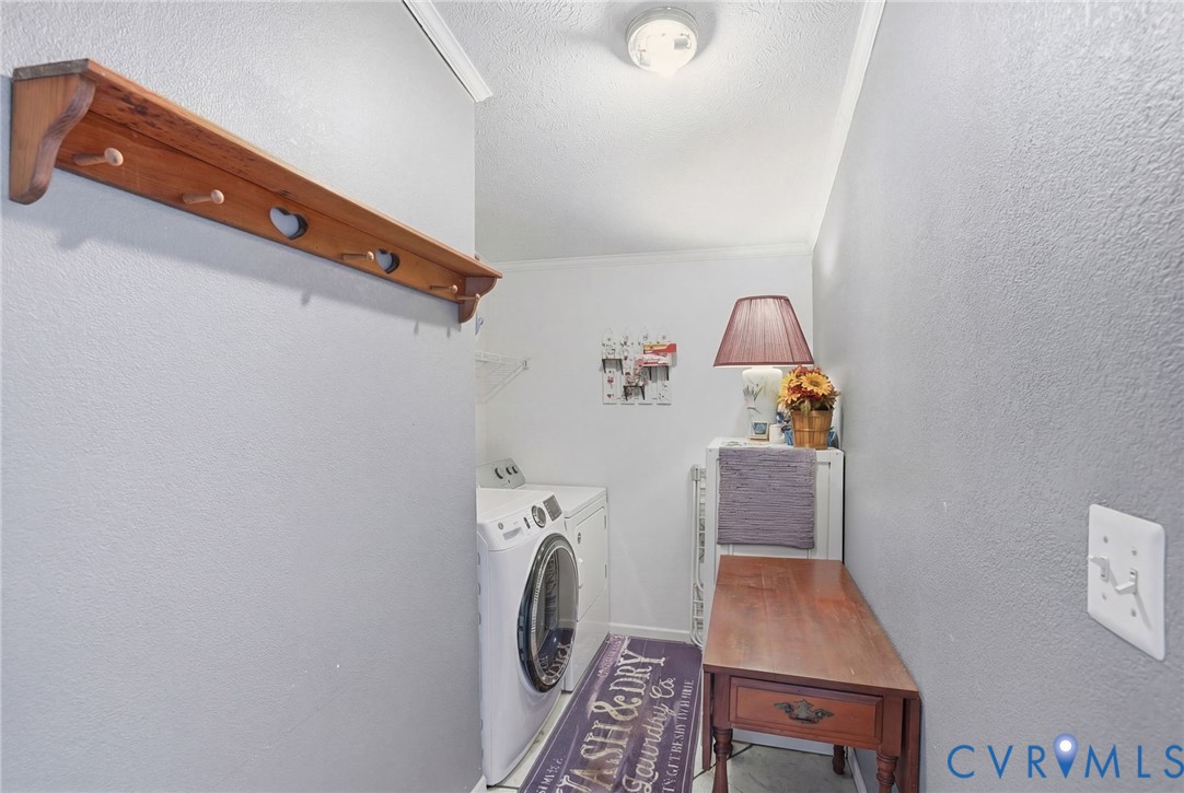 11621 Mapsico Road Charles City, VA 23030 - Photo 27 of 36 a utility room with dryer and washer