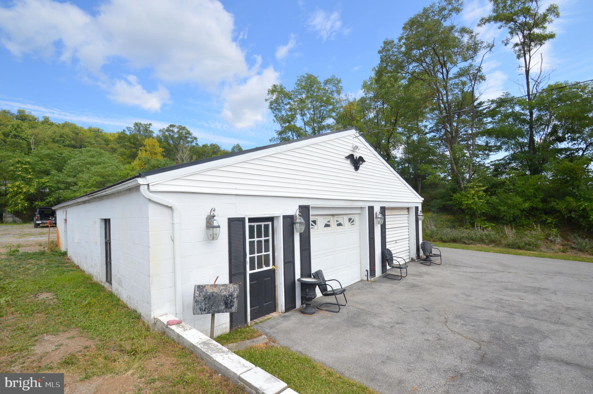 3182 Valley Road Berkeley Springs, WV 25411 - Photo 35 of 36 Gallery Image 35