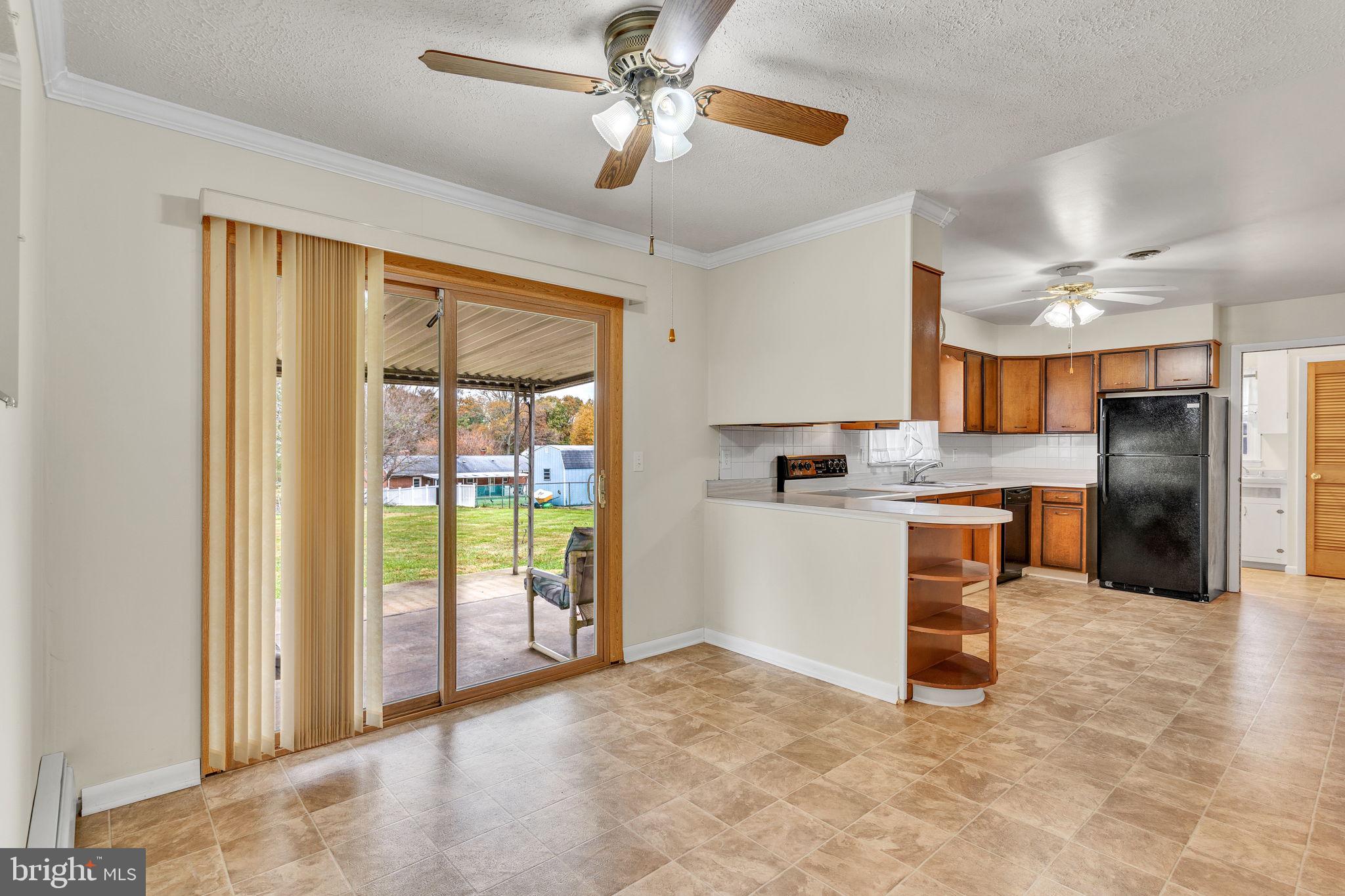 818 Maxa Road Aberdeen, MD 21001 - Photo 5 of 24 Gallery Image 5