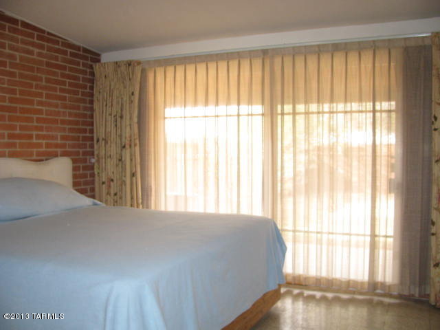 1975 East Kleindale Road Tucson, AZ 85719 - Photo 32 of 50 Gallery Image 32
