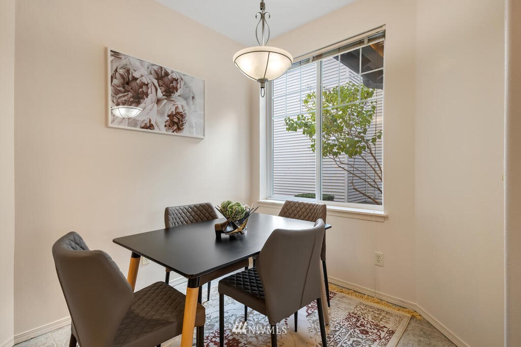4605 Northeast 6th Court Renton, WA 98059 - Photo 13 of 25 Gallery Image 13