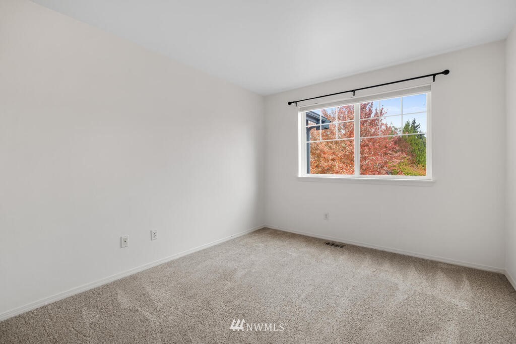 4605 Northeast 6th Court Renton, WA 98059 - Photo 20 of 25 Gallery Image 20