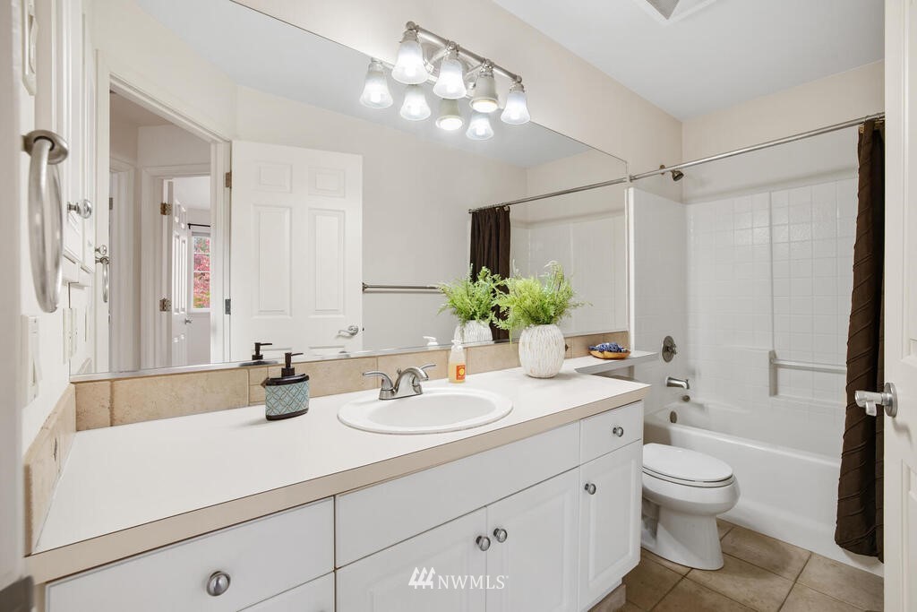 4605 Northeast 6th Court Renton, WA 98059 - Photo 22 of 25 Gallery Image 22
