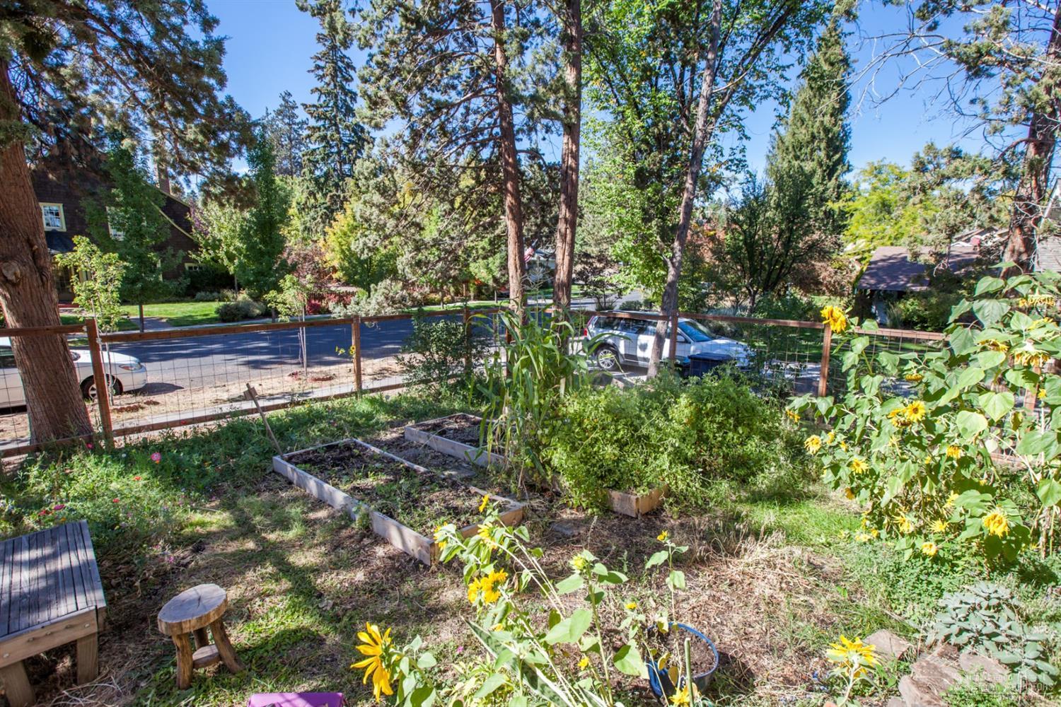 1660 Northwest Awbrey Road Bend, OR 97703 - Photo 22 of 24 Additional Photo