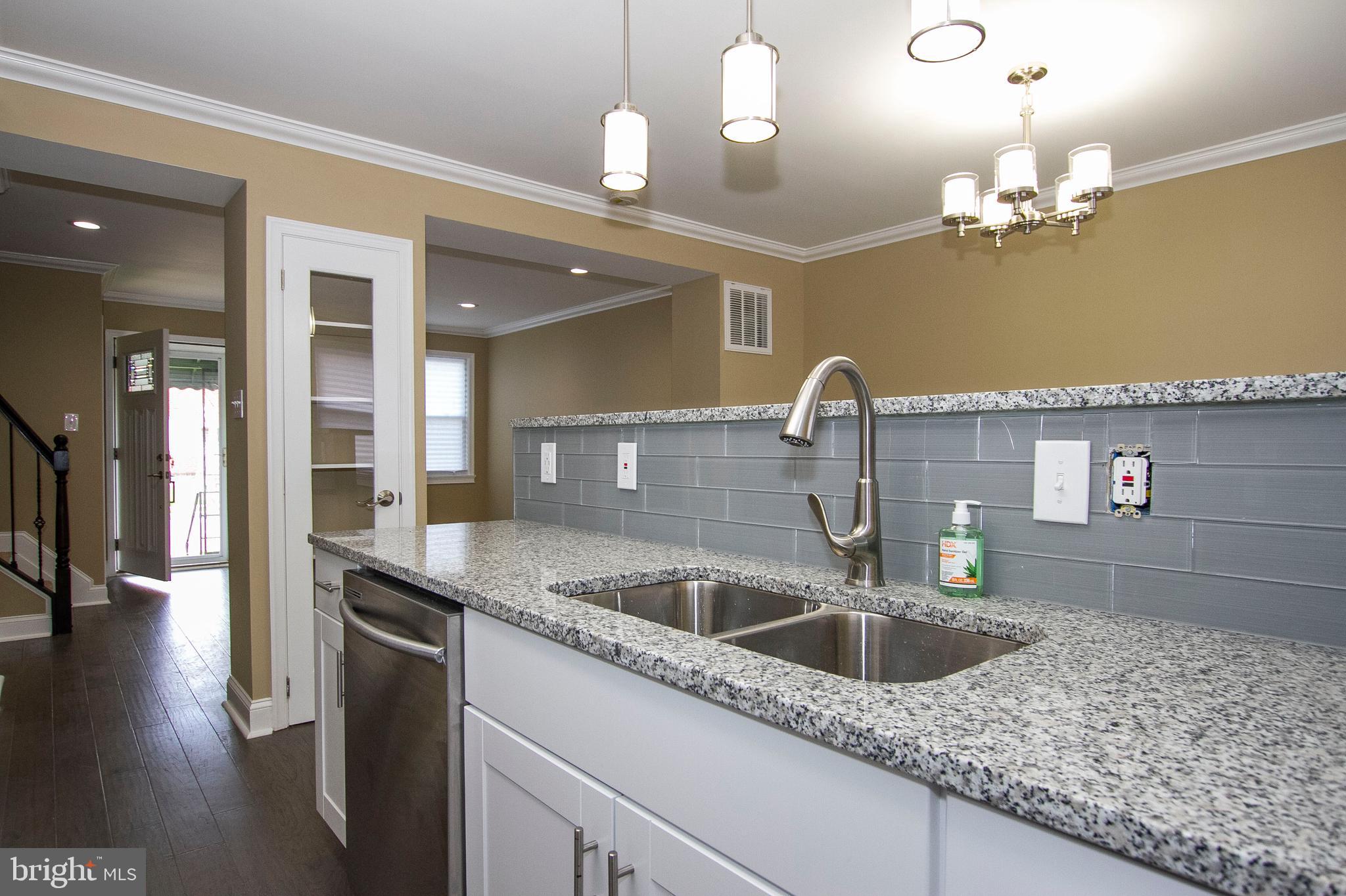 4161 Labyrinth Road Baltimore, MD 21215 - Photo 2 of 24 Gallery Image 2