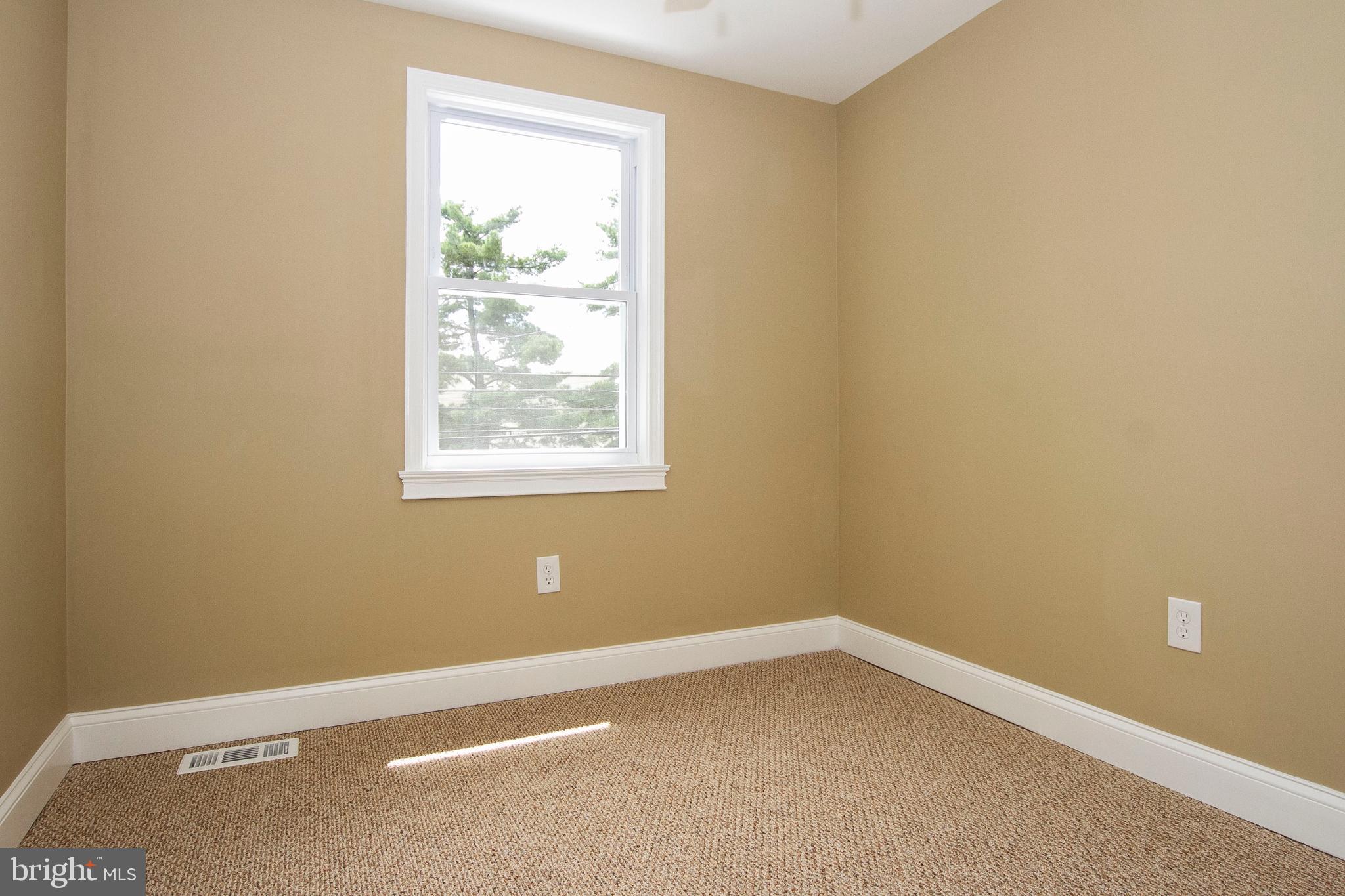 4161 Labyrinth Road Baltimore, MD 21215 - Photo 12 of 24 Gallery Image 12