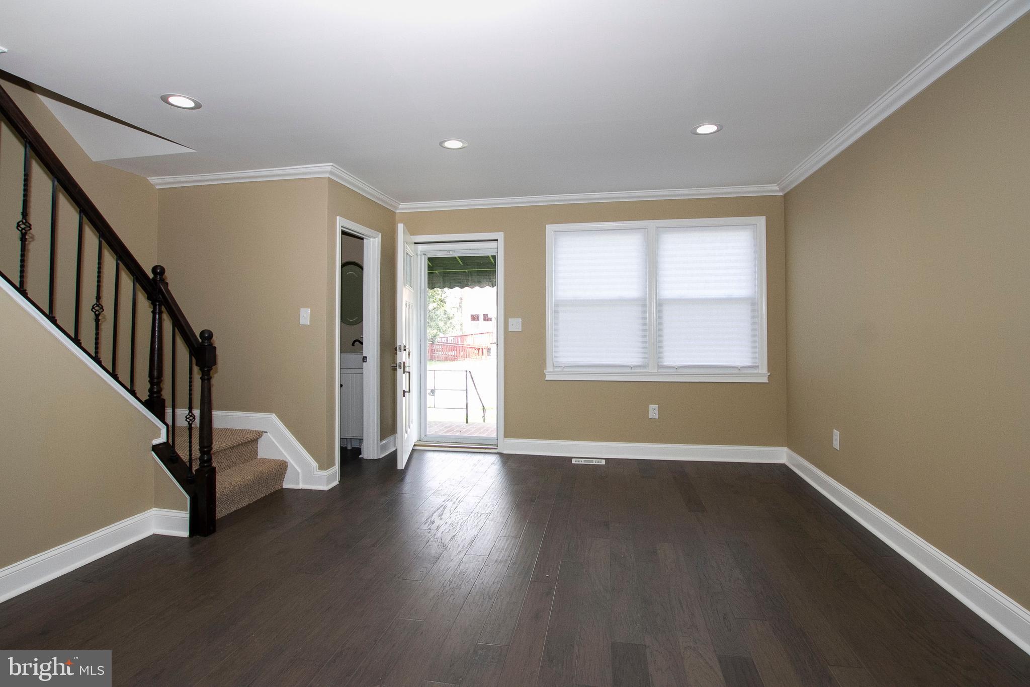 4161 Labyrinth Road Baltimore, MD 21215 - Photo 5 of 24 Gallery Image 5