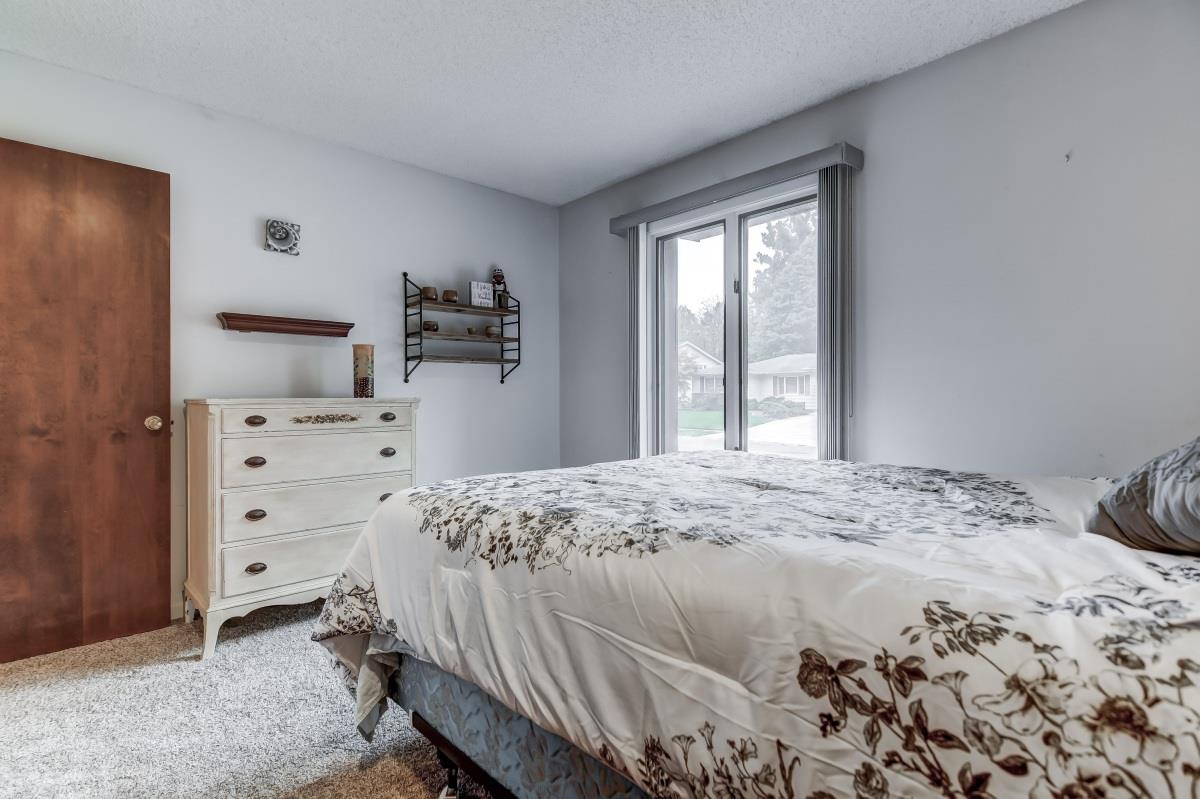 217 Quarterstaff Road Springfield, IL 62704 - Photo 20 of 36