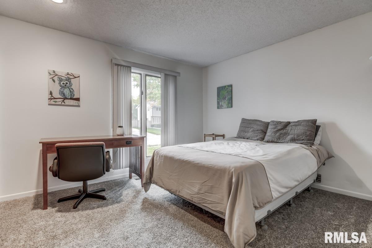 217 Quarterstaff Road Springfield, IL 62704 - Photo 23 of 36