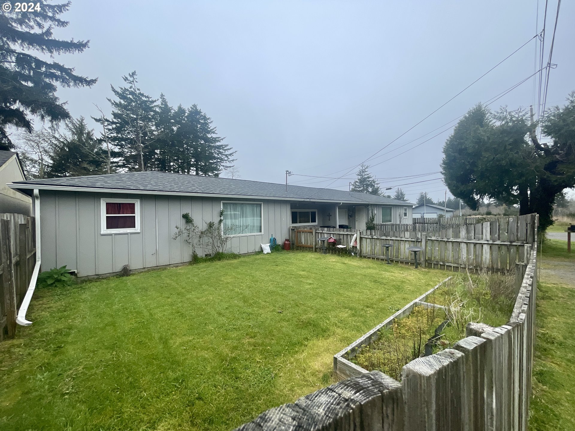 64236 Braley Road Coos Bay, OR 97420 - Photo 5 of 48 Gallery Image 5