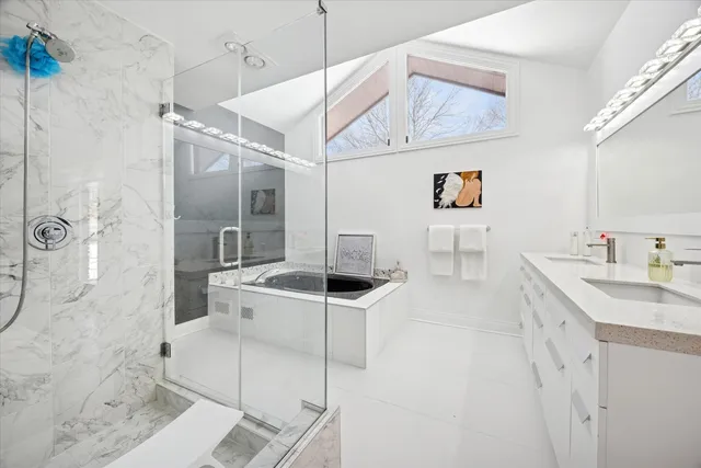 $1,250,000 | 7940 Wolf Road, Burr Ridge, IL 60527