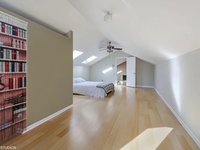 7940 Wolf Road Burr Ridge, IL 60527 - Photo 24 of 46