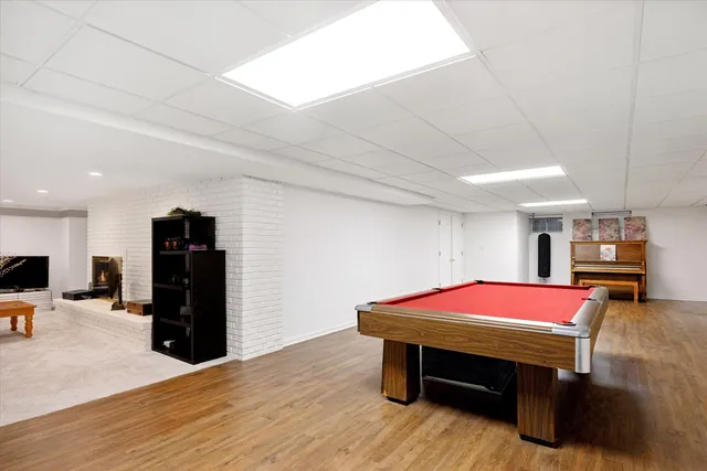 $1,250,000 | 7940 Wolf Road, Burr Ridge, IL 60527