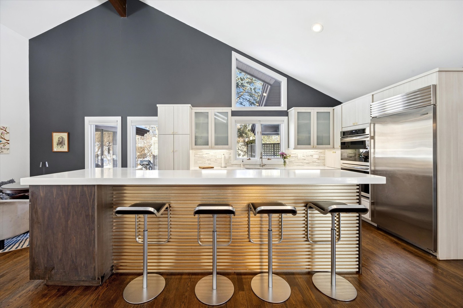 7940 Wolf Road Burr Ridge, IL 60527 - Photo 8 of 46