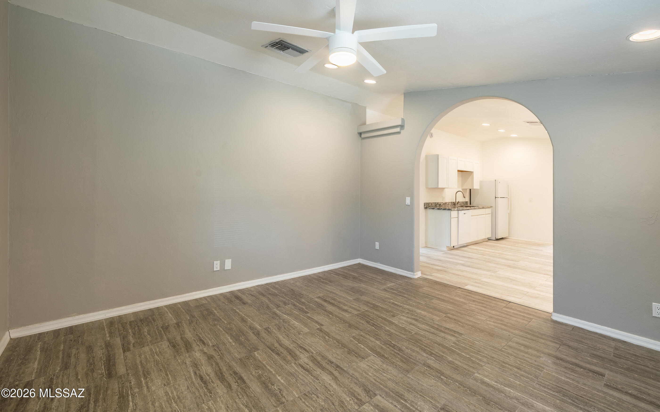 623 West Thurber Road Tucson, AZ 85705 - Photo 10 of 27