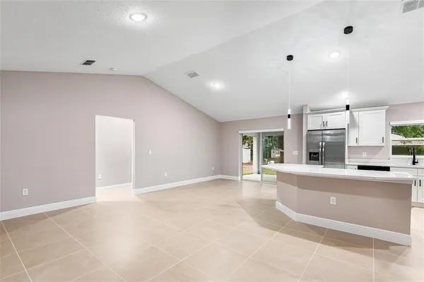 $1,915 | 4174 Southeast 134th Street, Belleview, FL 34420