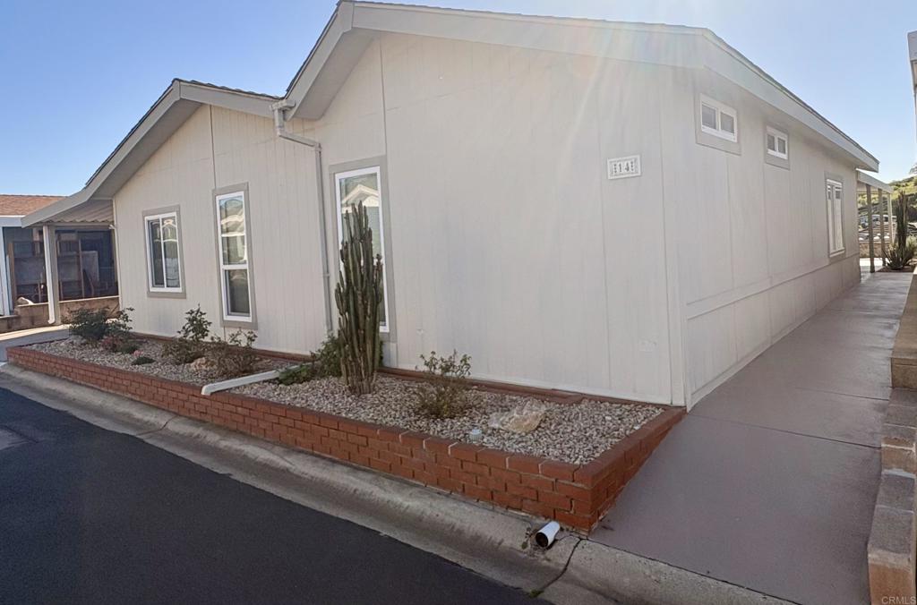 909 Richalnd Road, Unit 14 San Marcos, CA 92069 - Photo 4 of 22
