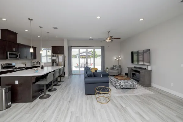 $639,990 | 3660 Colorado Avenue, Turlock, CA 95382
