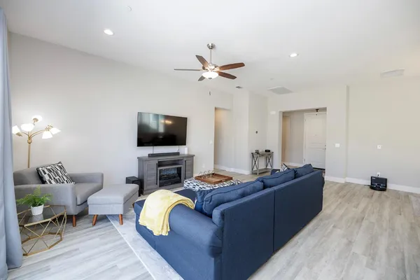 $639,990 | 3660 Colorado Avenue, Turlock, CA 95382