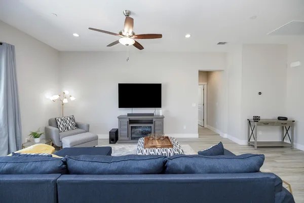 $639,990 | 3660 Colorado Avenue, Turlock, CA 95382