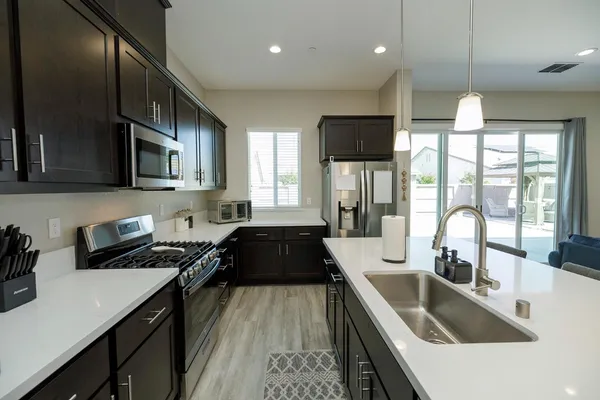 $639,990 | 3660 Colorado Avenue, Turlock, CA 95382