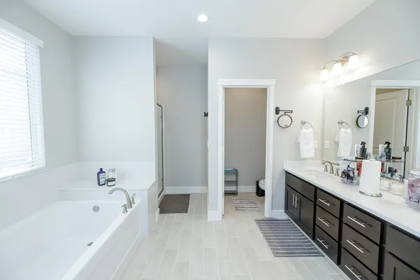 $639,990 | 3660 Colorado Avenue, Turlock, CA 95382