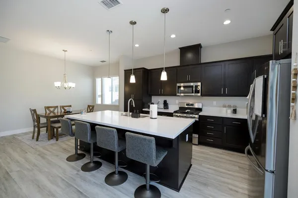 $639,990 | 3660 Colorado Avenue, Turlock, CA 95382