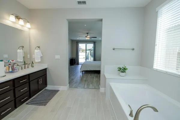 $639,990 | 3660 Colorado Avenue, Turlock, CA 95382