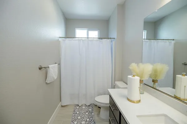 $639,990 | 3660 Colorado Avenue, Turlock, CA 95382