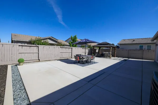 $639,990 | 3660 Colorado Avenue, Turlock, CA 95382