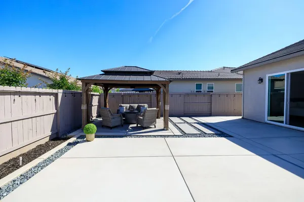$639,990 | 3660 Colorado Avenue, Turlock, CA 95382