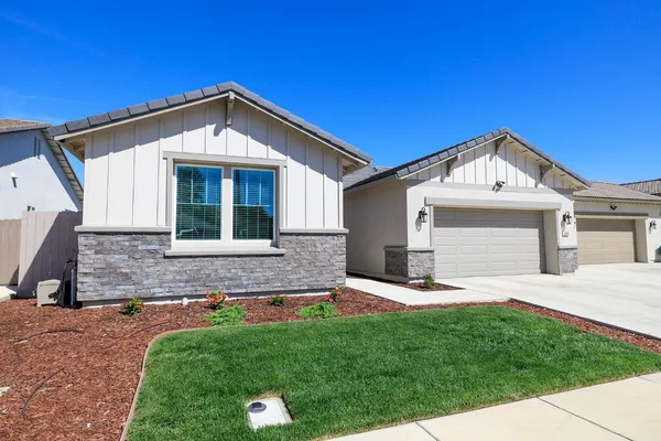 $639,990 | 3660 Colorado Avenue, Turlock, CA 95382