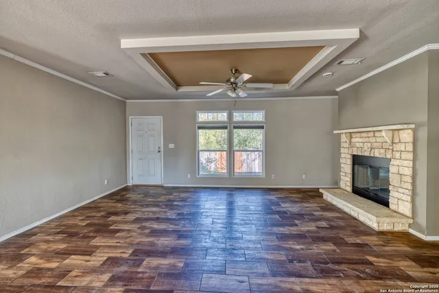 a view of walk in closet