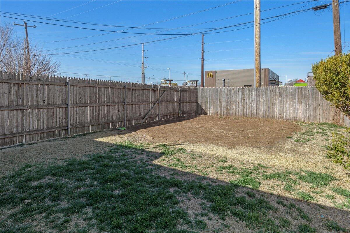 5714 Southlawn Circle Amarillo, TX 79110 - Photo 18 of 19 18-Back Yard